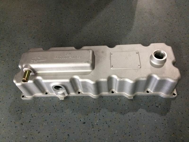 Cylinder head cover