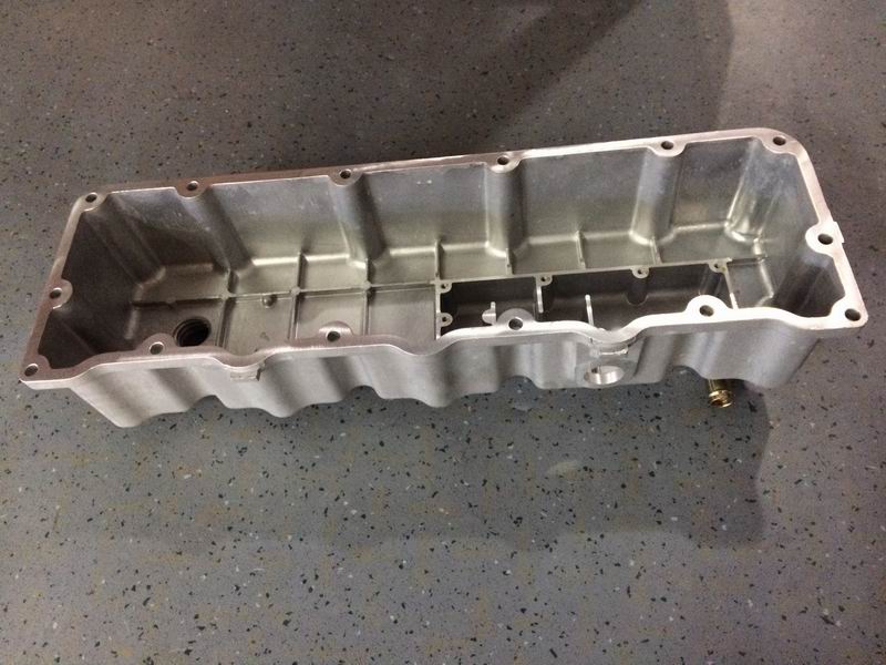 Cylinder head cover-2