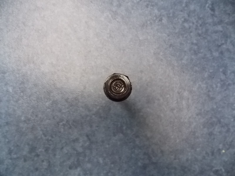 Cylinder head bolt; self-locking small disk M14*123-2