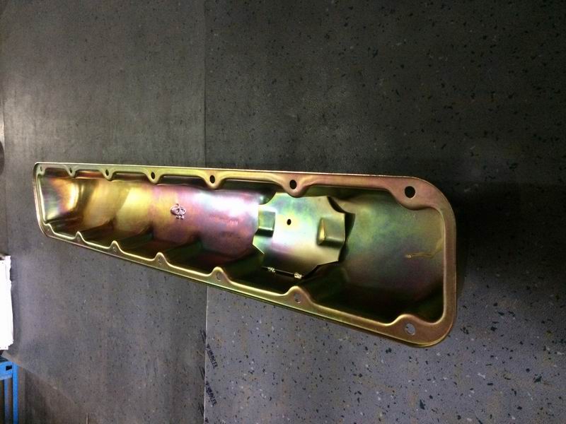 Cylinder head cover