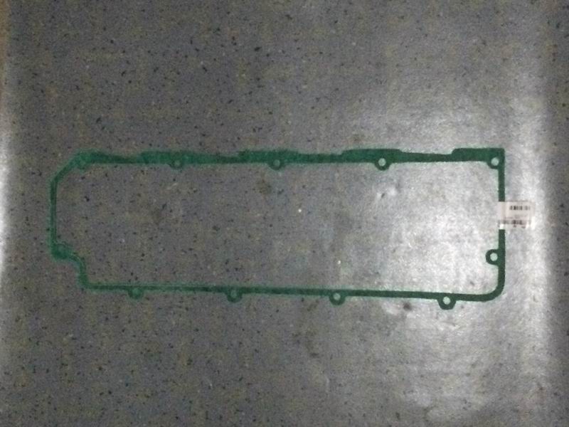 Накладка крышки головки блока цилиндров