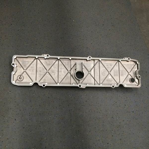 Крышка головки блока цилиндров-1