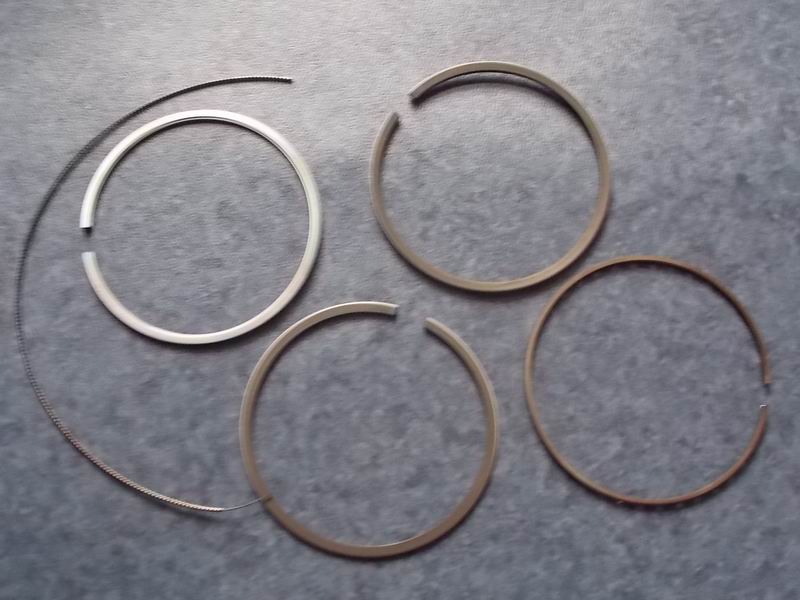 Piston ring; single cylinder group; contains 3 pieces