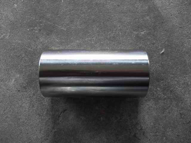 Поршневой палец; один комплект всей машины; в том числе 6 шт.