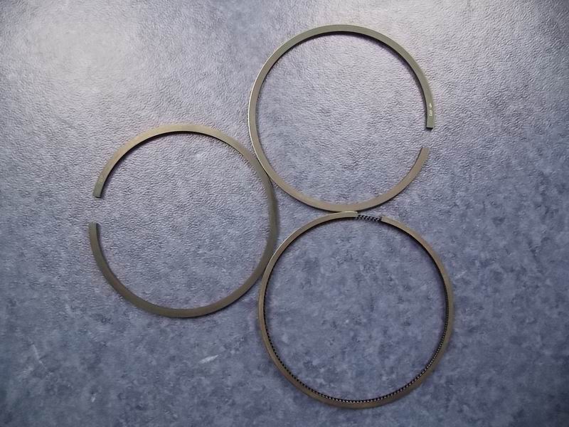 Поршневое кольцо; одноцилиндровая группа; содержит 3 шт.