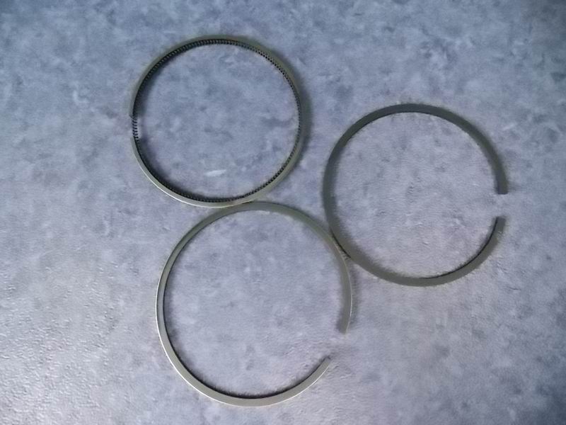Piston ring; single cylinder group; contains 3 pieces