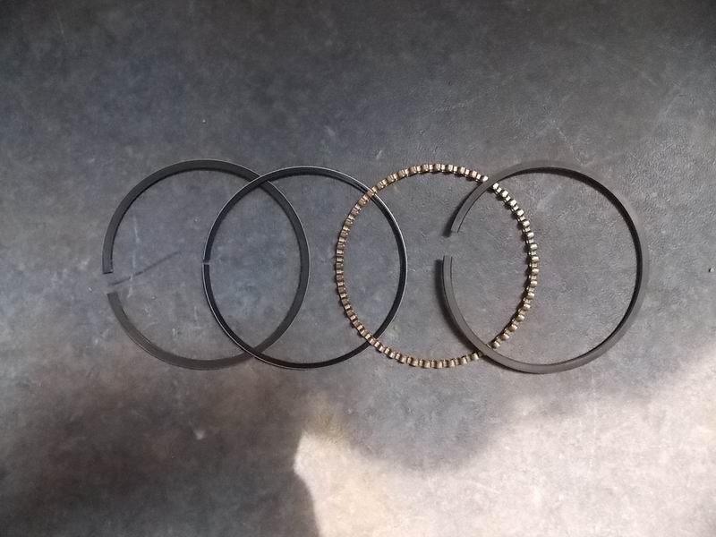 Piston ring; single cylinder group; contains 3 pieces