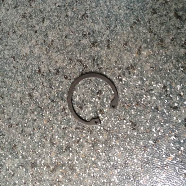 Piston pin clamp ring