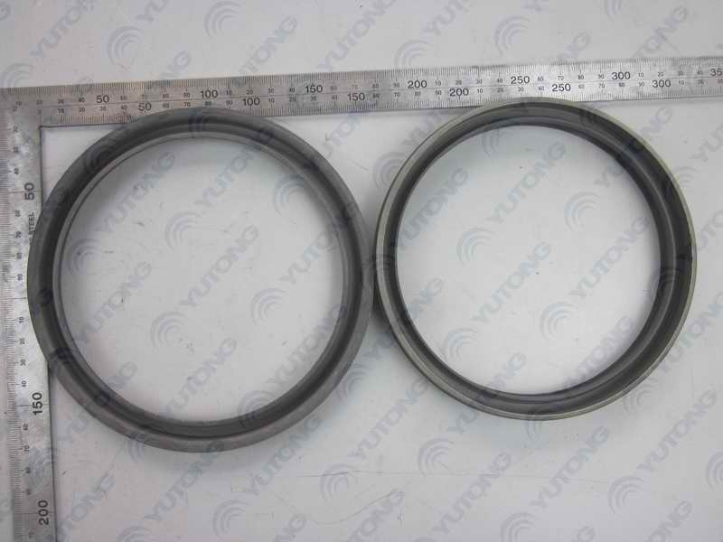 Crankshaft rear oil seal repair package