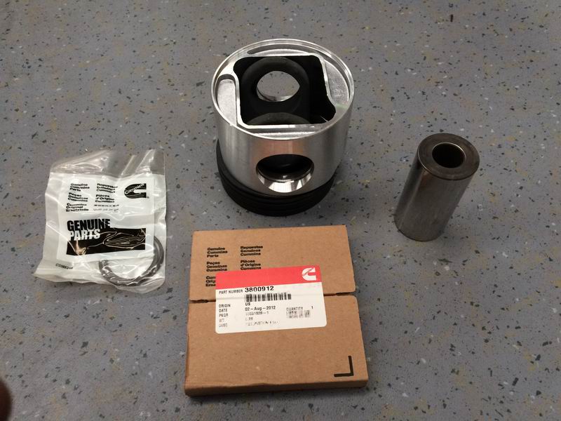 Поршень в сборе-3