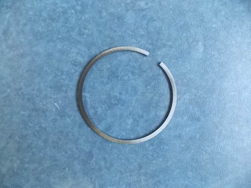Piston ring; single cylinder group; contains 3 pieces-2