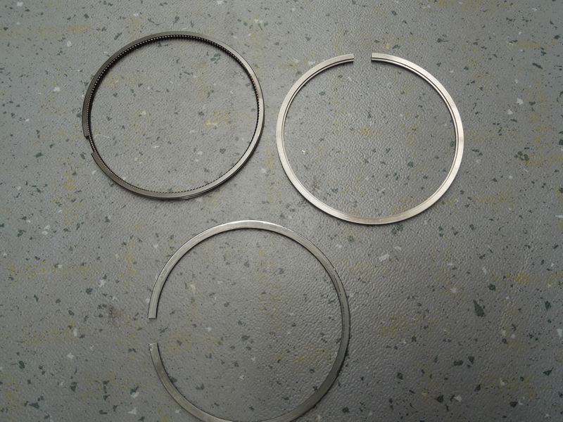 Piston ring; single cylinder group; contains 3 pieces