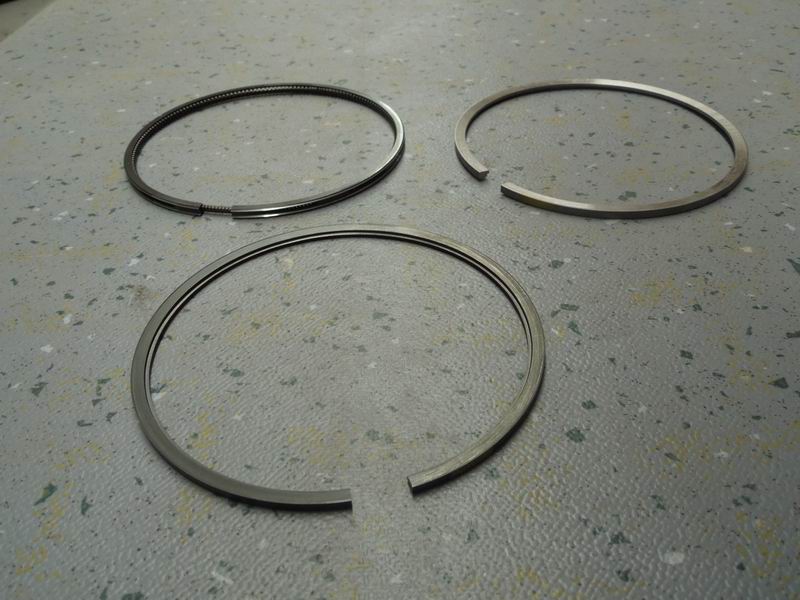 Piston ring; single cylinder group; contains 3 pieces-1