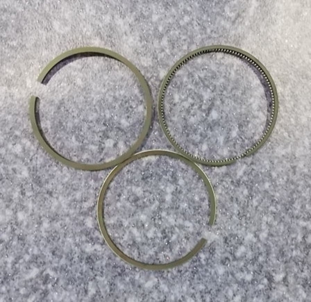 Piston ring; 1 single cylinder group; 3 pieces included