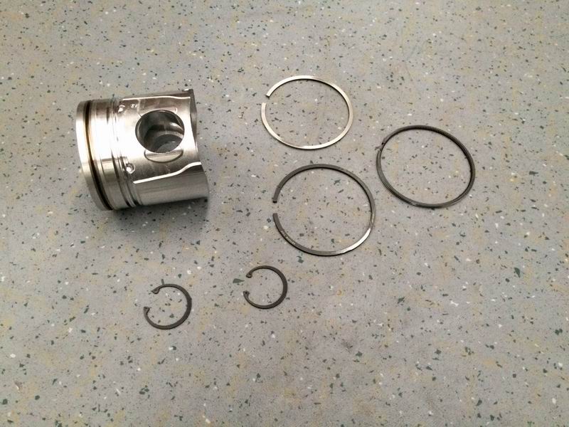 Piston/piston ring/piston pin spring assembly-1
