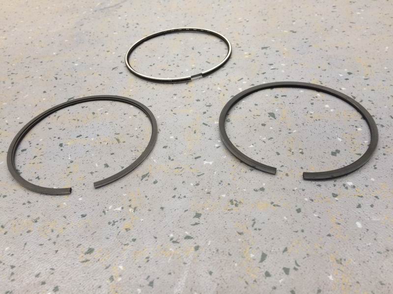 Piston ring; single cylinder group; contains 3 pieces