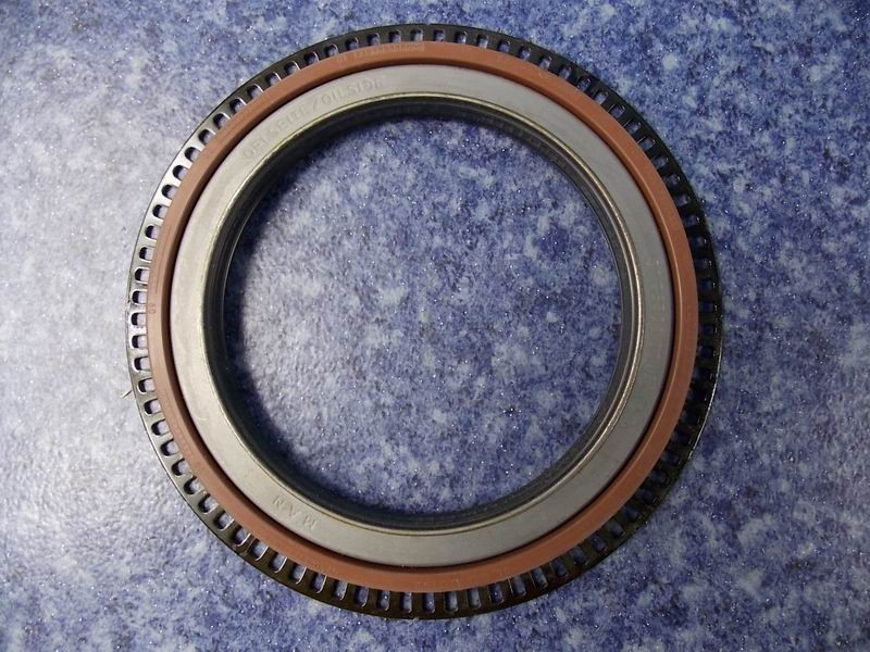 Crankshaft seal-1