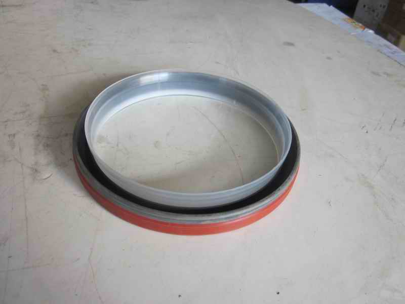 Crankshaft rear oil seal; can be used for 1005-01531 generation