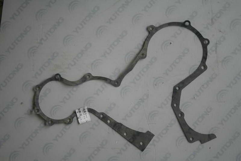 Накладка крышки коробки передач; можно заменить на 1002-01181