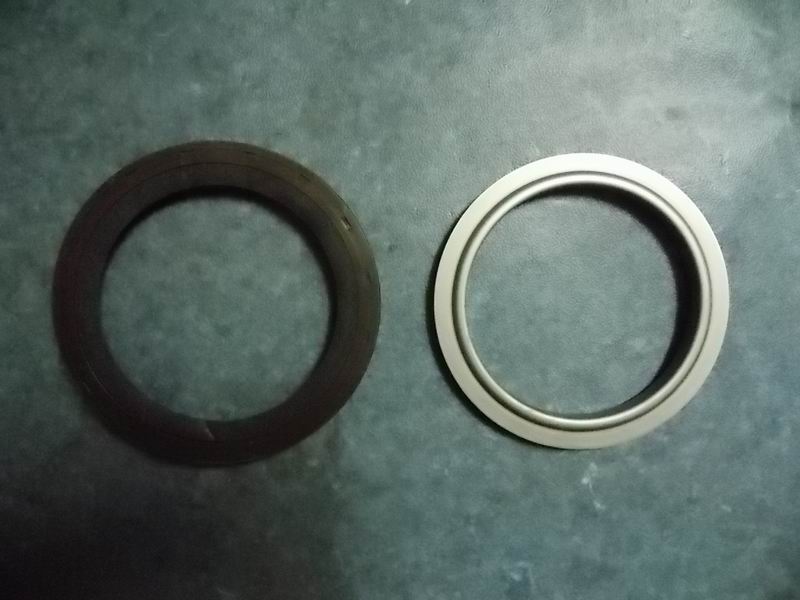 Crankshaft rear oil seal-1