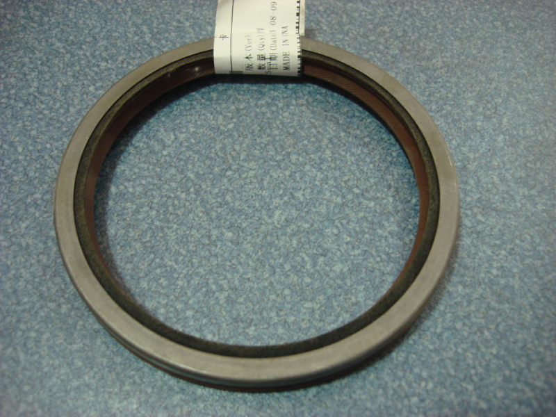 Crankshaft rear oil seal-1