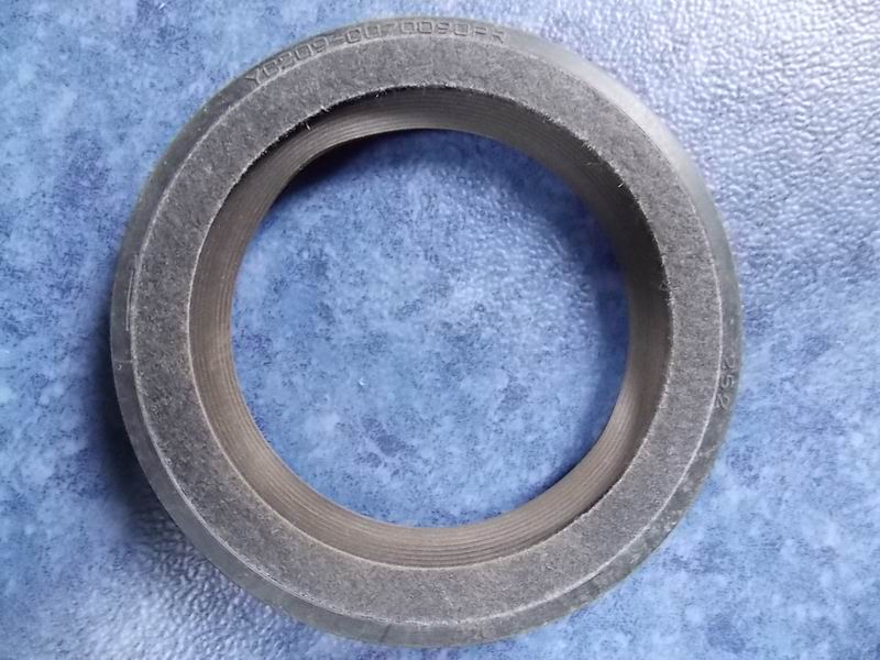 Crankshaft front oil seal; (can be interchanged with 1005-00227)-1
