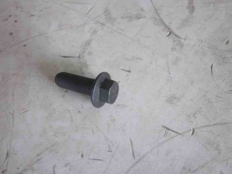 Torsional vibration shock absorber bolts