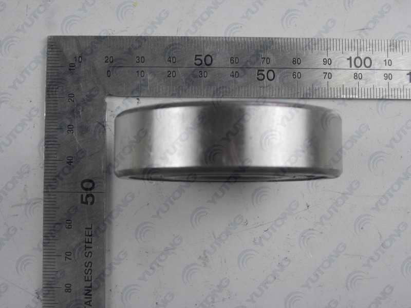 Направляющий подшипник маховика; 6305