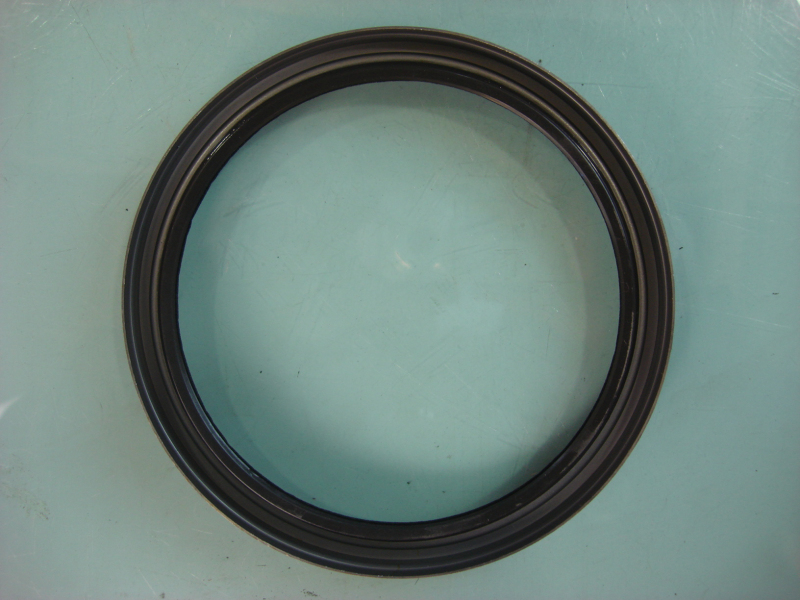 Crankshaft rear oil seal-1