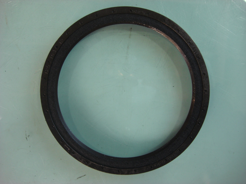 Crankshaft rear oil seal-2