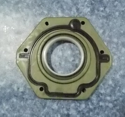 Посадочное место ремня переднего сальника коленчатого вала в сборе