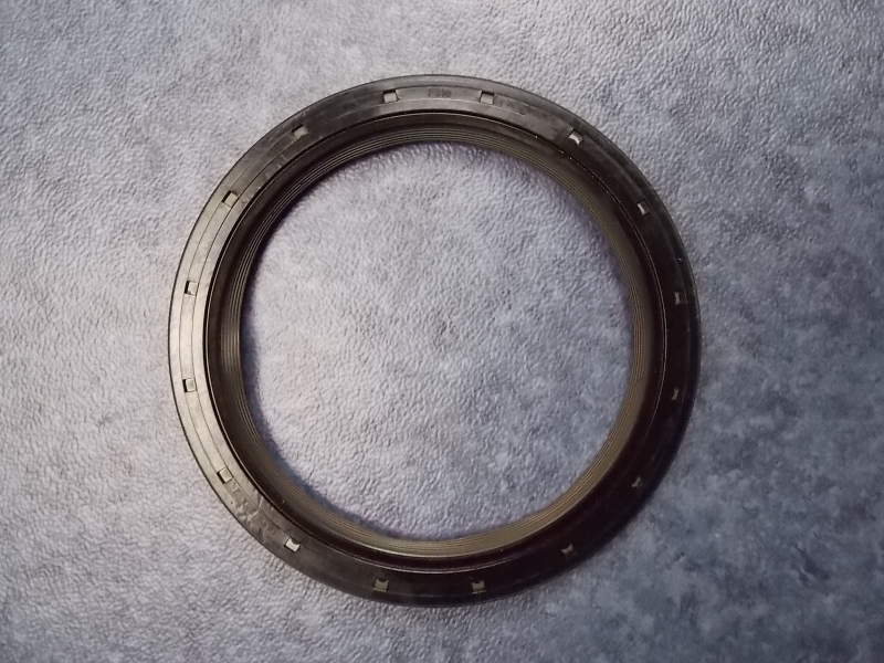 Crankshaft rear oil seal-1