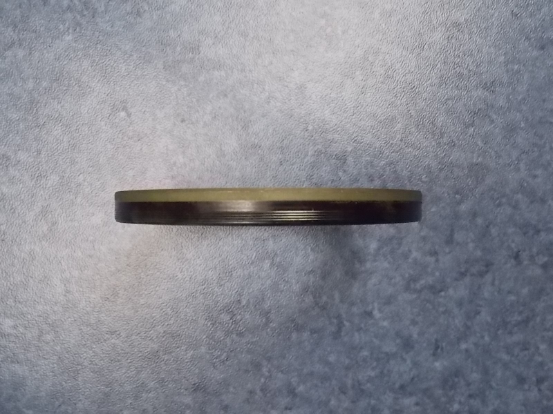 Crankshaft rear oil seal-2