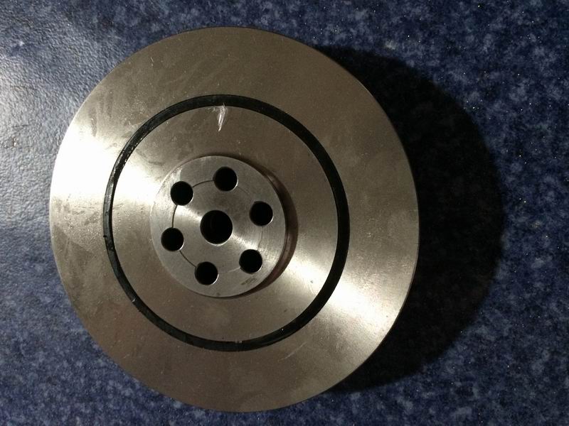 Crankshaft shock absorber; with multi-wedge pulley groove