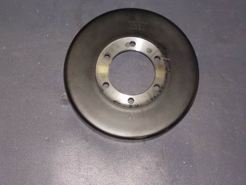 Гаситель вибрации тягового колеса-1