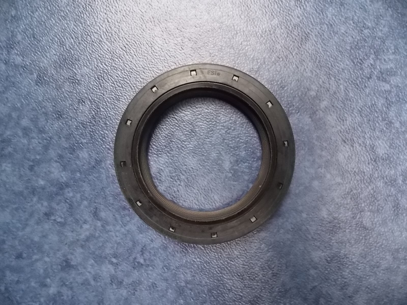 Crankshaft front oil seal-1