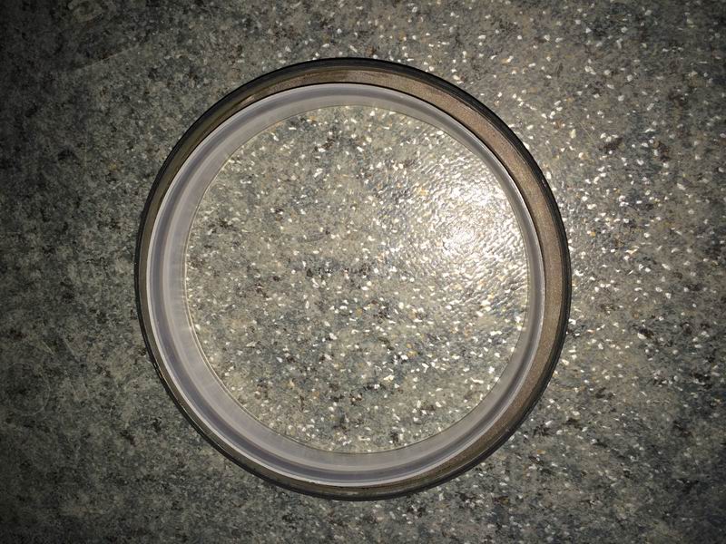 Crankshaft rear oil seal