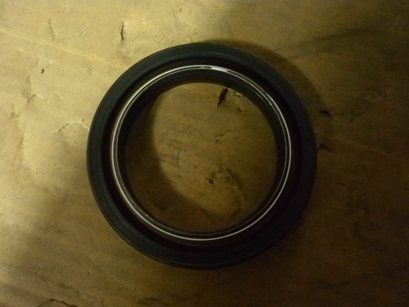 Передний сальник коленвала