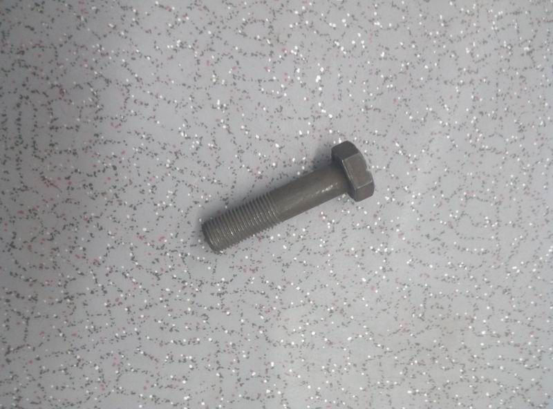 Flywheel fixing bolts-1