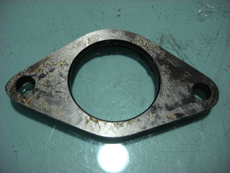 Camshaft thrust plate