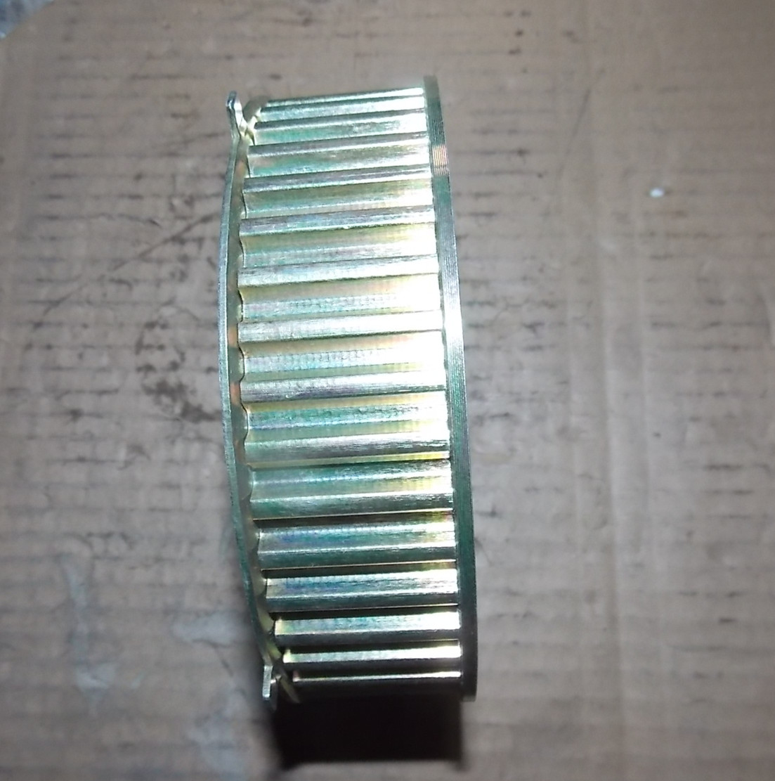 Зубчатая шестерня распределительного вала-2