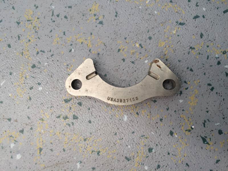 Camshaft thrust plate