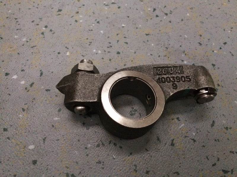 Intake valve rocker; 2/4/6 cylinder