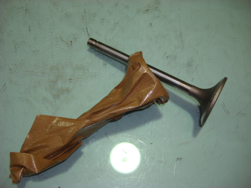 Дверца воздухозаборника