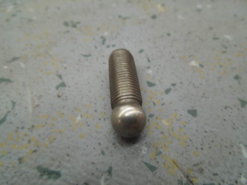 Rocker adjustment screws-1