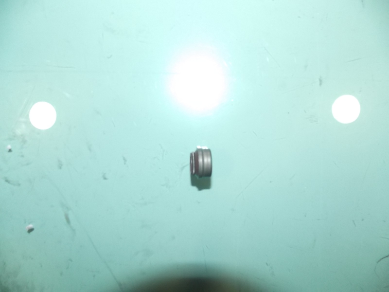 Сальник канала клапана-2