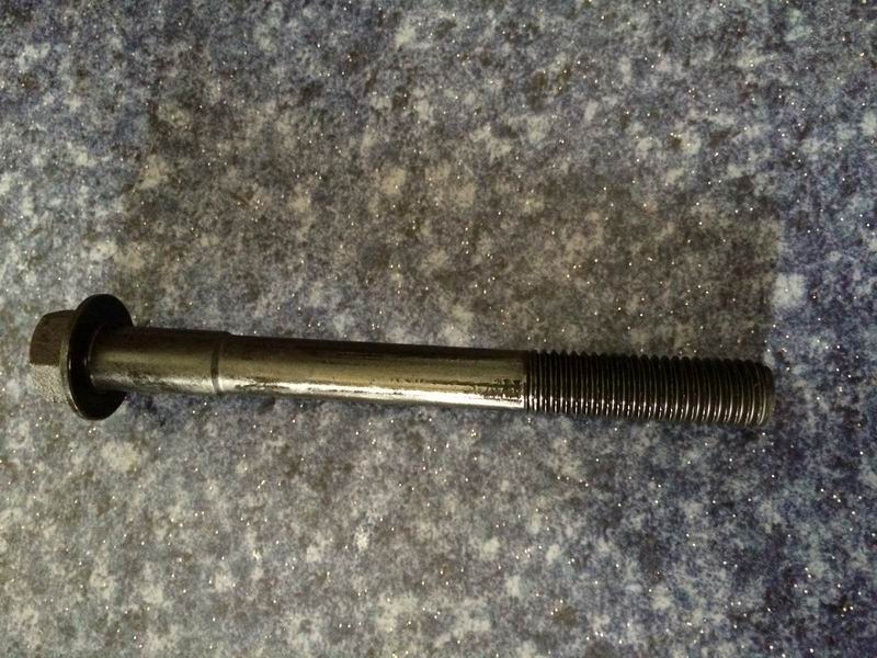 Cylinder head short bolt; can be replaced by 1003-01648