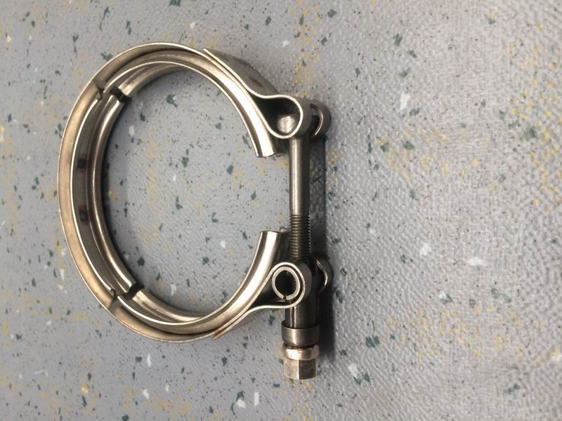 V-shaped clamp