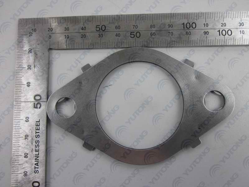 Exhaust manifold pad