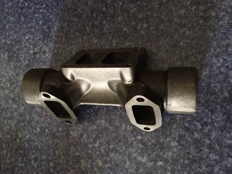 Intermediate exhaust manifold